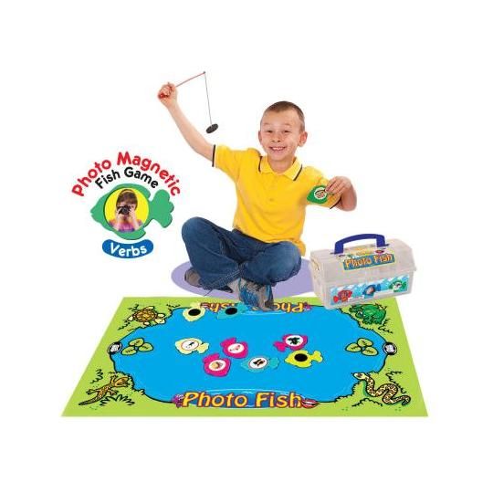 Super Duper Photo Fish Verbs Magnetic Game