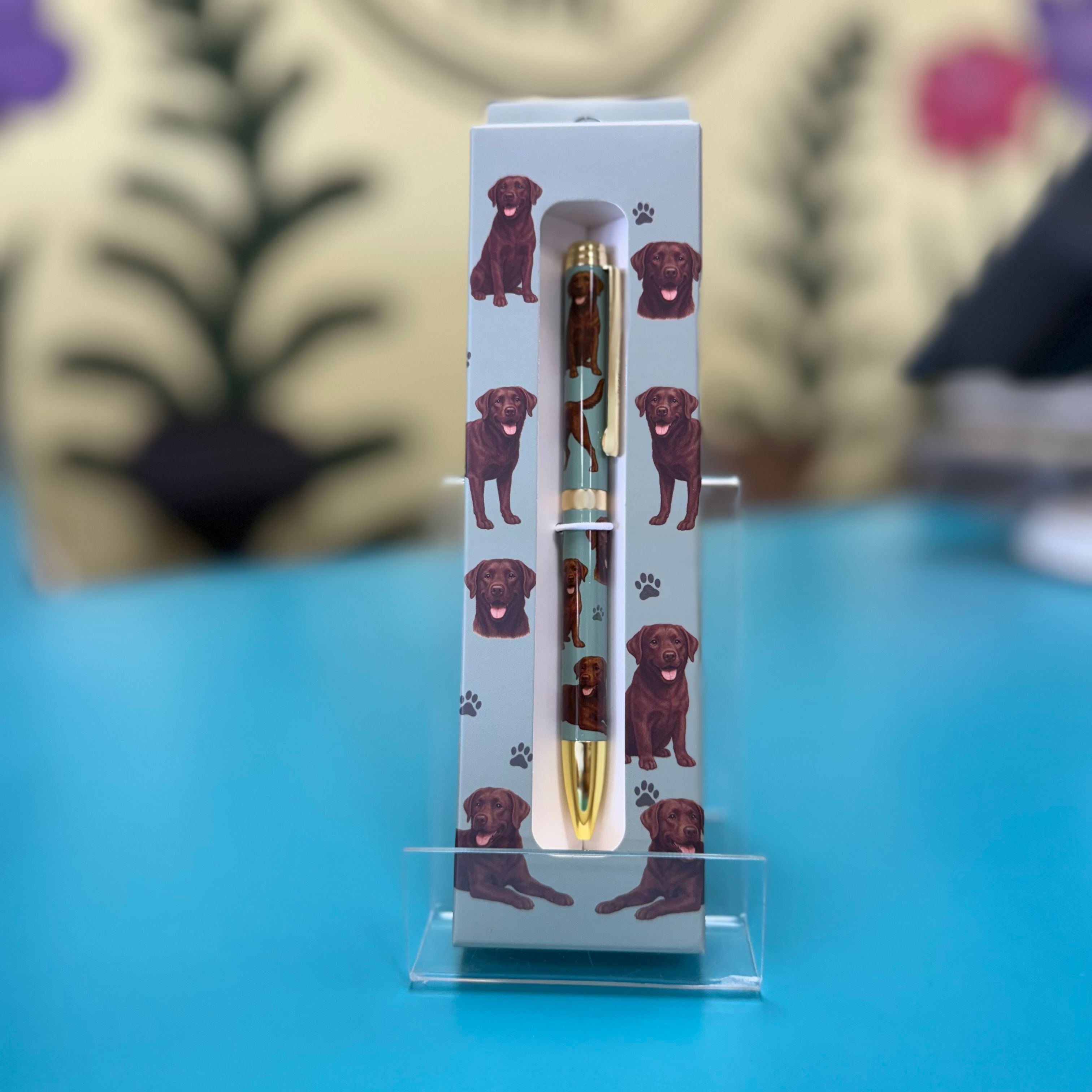 E&S Ballpoint pen: Labrador retriever