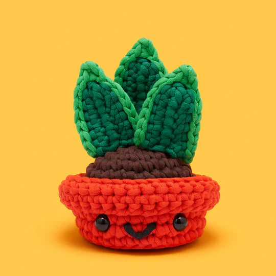 Woobles: Otis the Snake Plant Crochet Kit